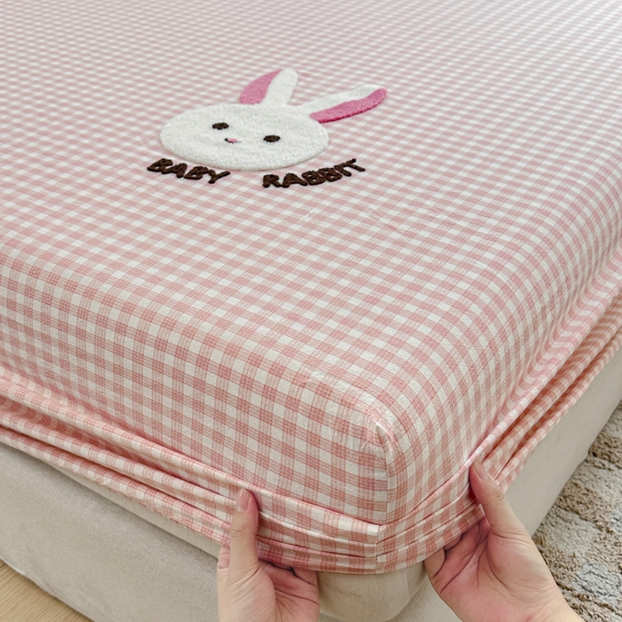 91家纺网 家纺一手货源 找家纺 佳汐蓝家纺 2025新款秋冬水洗棉单床笠单品床笠单件床笠 甜甜兔