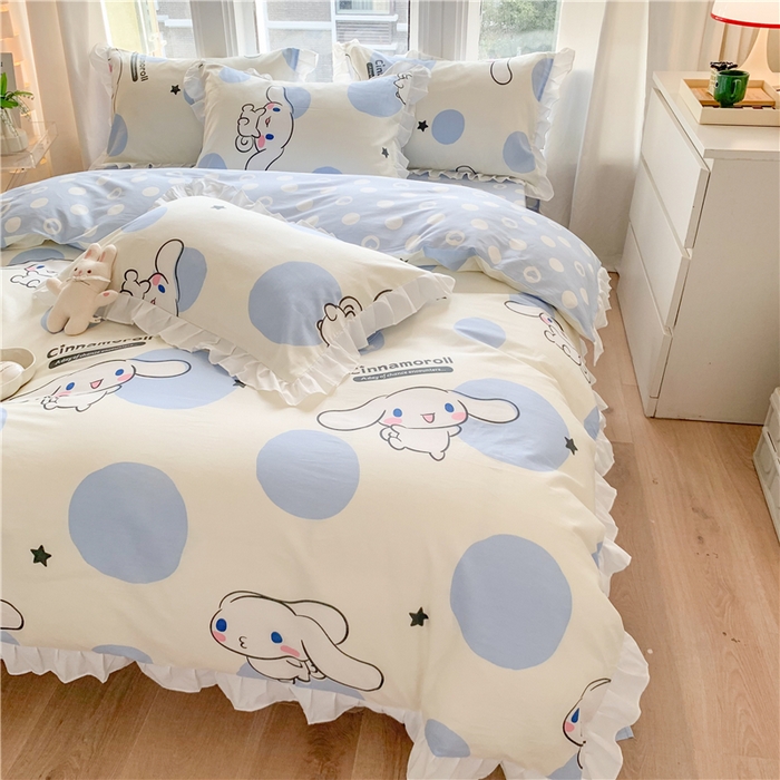 91家纺网 家纺一手货源 找家纺 玉元坊2025新款三丽鸥系列 全棉床单纯棉床裙三四件套  波点玉桂狗【花边款】