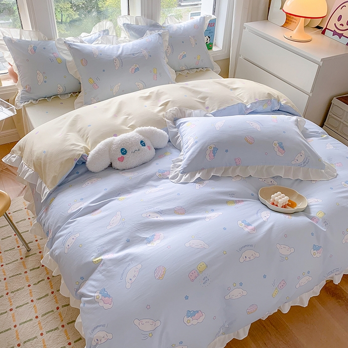 91家纺网 家纺一手货源 找家纺 玉元坊2025新款三丽鸥系列 全棉床单纯棉床裙三四件套  云朵大耳狗【花边款】