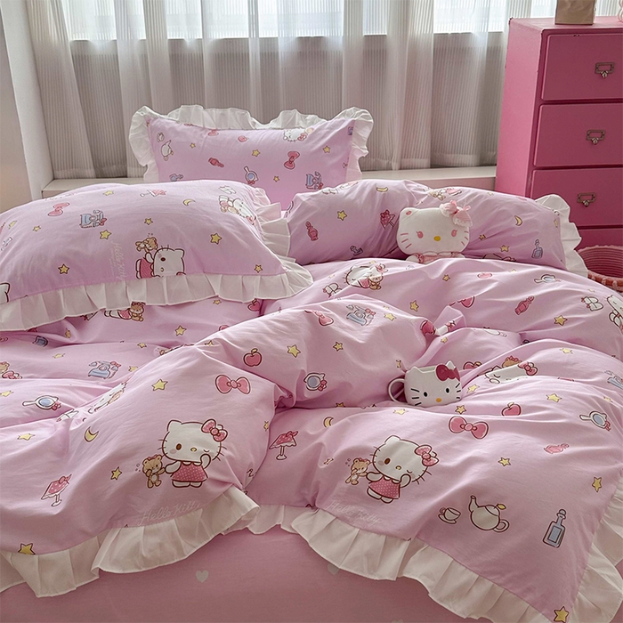 91家纺网 家纺一手货源 找家纺 玉元坊2025新款三丽鸥系列 全棉床单纯棉床裙三四件套  美美凯蒂 花边款