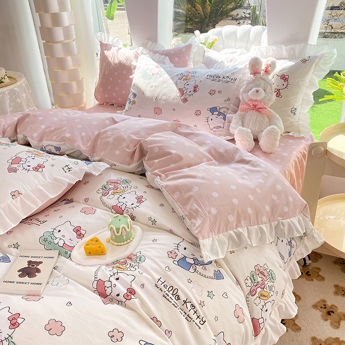 91家纺网 家纺一手货源 找家纺 玉元坊2025新款三丽鸥系列 全棉床单纯棉床裙三四件套  甜心kt 花边款