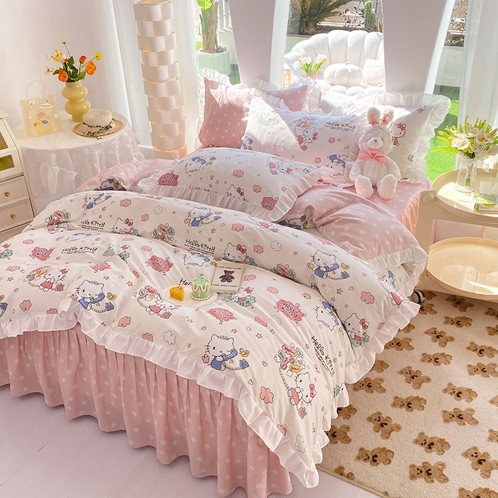 91家纺网 家纺一手货源 找家纺 玉元坊2025新款三丽鸥系列 全棉床单纯棉床裙三四件套  甜心kt 花边款