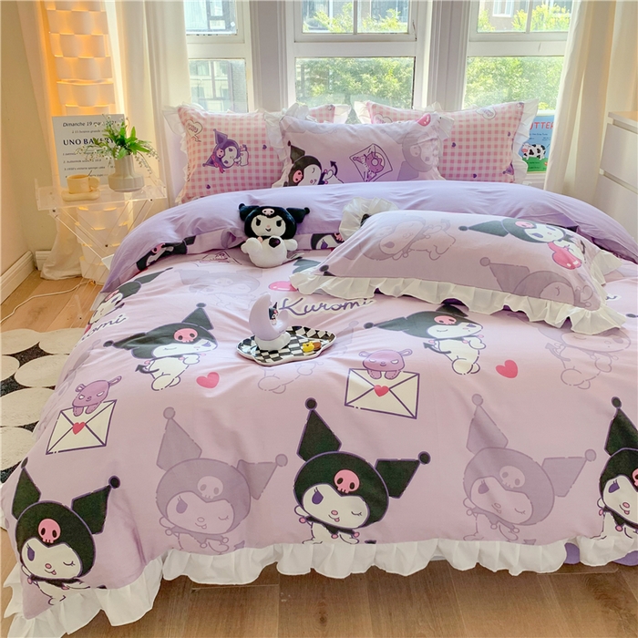 91家纺网 家纺一手货源 找家纺 玉元坊2025新款三丽鸥系列 全棉床单纯棉床裙三四件套  库洛米【花边款】