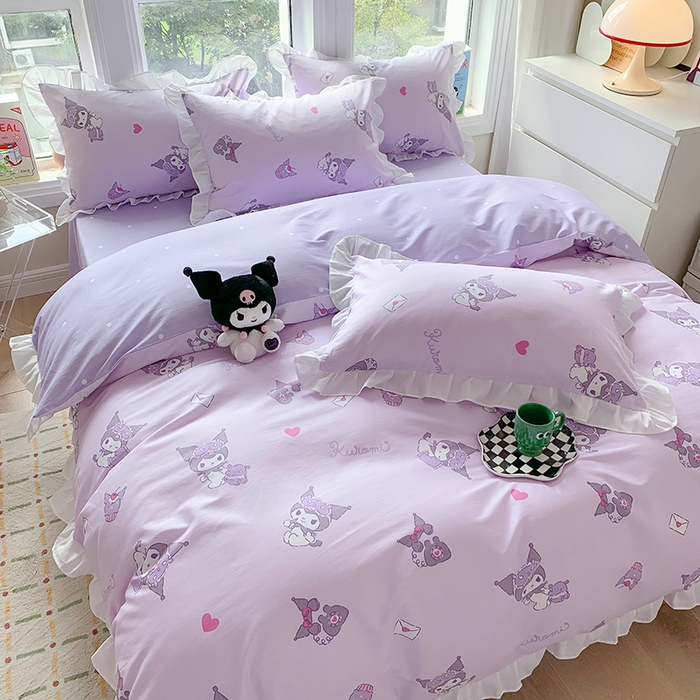 91家纺网 家纺一手货源 找家纺 玉元坊2025新款三丽鸥系列 全棉床单纯棉床裙三四件套  库洛米宝贝【花边款】