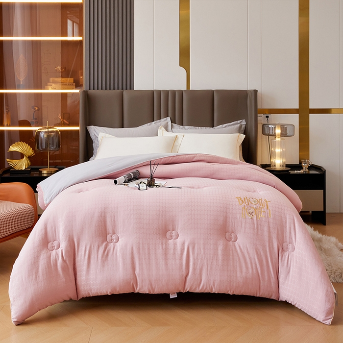 91家纺网 家纺一手货源 找家纺 （总）VIP被业 2025新款提压花立体大豆冬被磨毛春秋被被芯