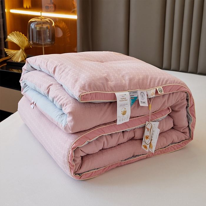 91家纺网 家纺一手货源 找家纺 VIP被业 2025新款提压花立体大豆冬被磨毛春秋被被芯 玉色