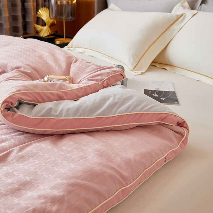 91家纺网 家纺一手货源 找家纺 VIP被业 2025新款提压花立体大豆冬被磨毛春秋被被芯 玉色