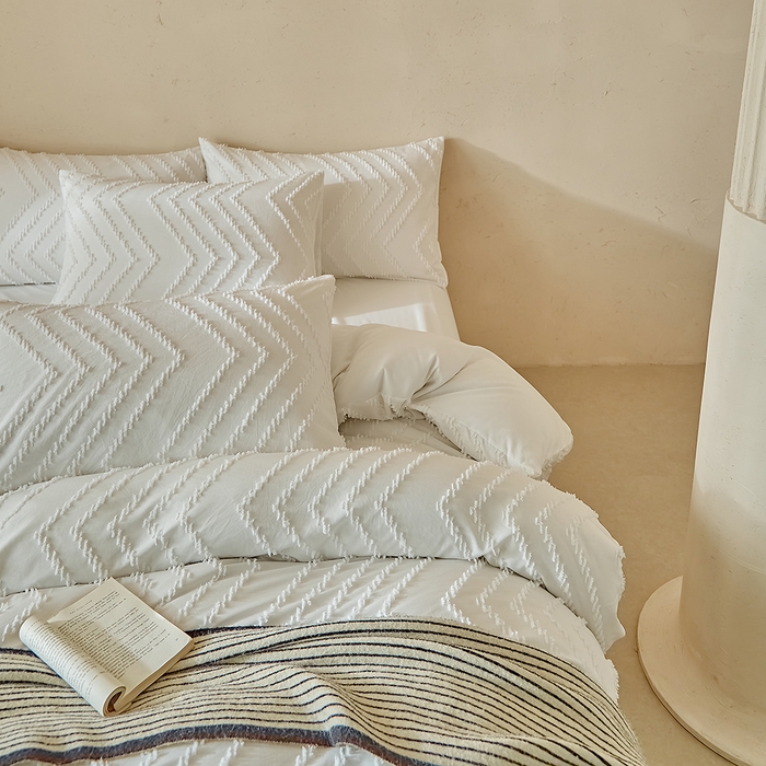 91家纺网 家纺一手货源 找家纺 缘生活 2025新款立体剪花A面剪花面料B面加厚磨毛布料四件套 剪花波浪-白色