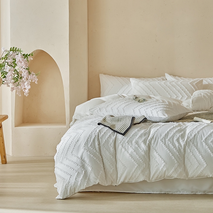 91家纺网 家纺一手货源 找家纺 缘生活 2025新款立体剪花A面剪花面料B面加厚磨毛布料四件套 剪花波浪-白色