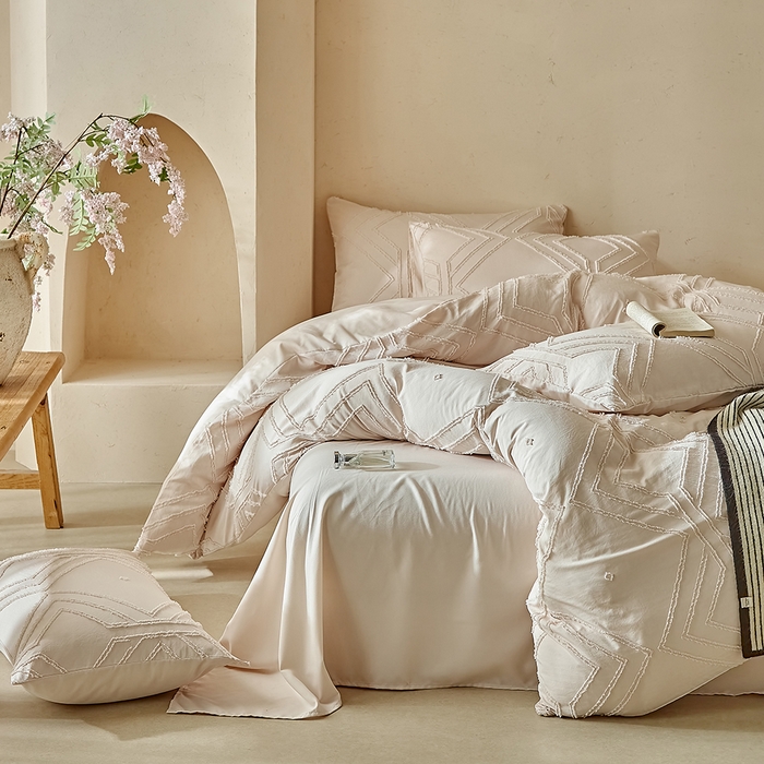 91家纺网 家纺一手货源 找家纺 缘生活 2025新款立体剪花A面剪花面料B面加厚磨毛布料四件套 剪花方格-卡其