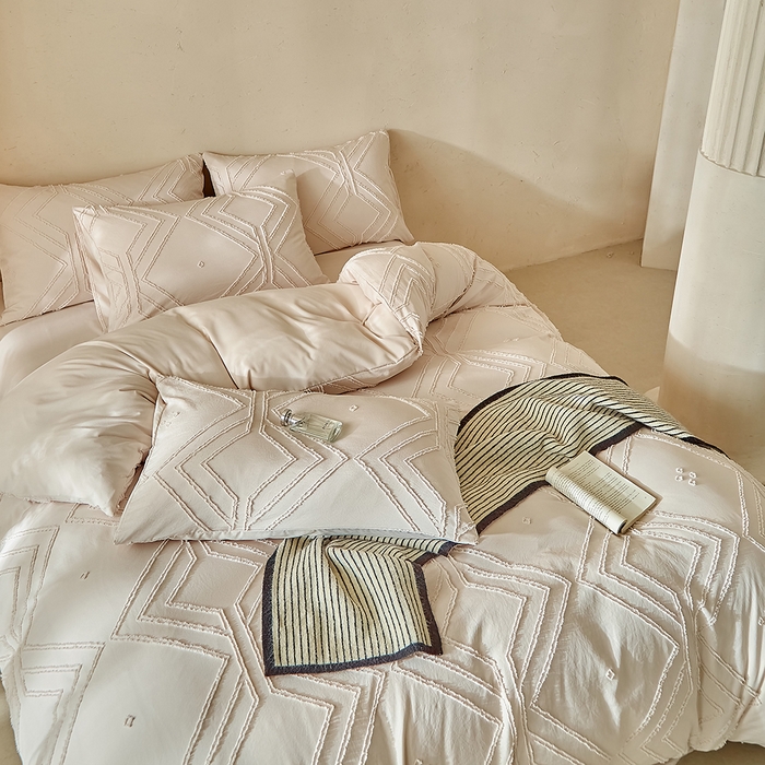 91家纺网 家纺一手货源 找家纺 缘生活 2025新款立体剪花A面剪花面料B面加厚磨毛布料四件套 剪花方格-卡其