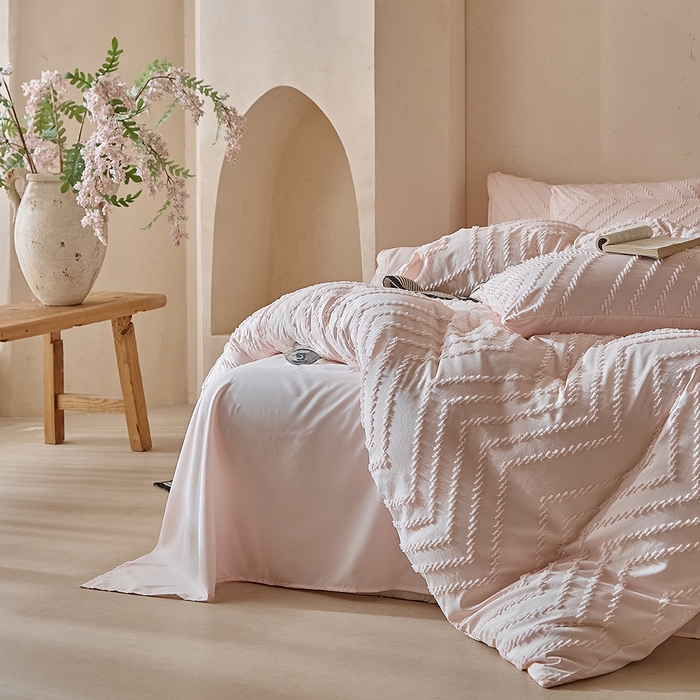 91家纺网 家纺一手货源 找家纺 缘生活 2025新款立体剪花A面剪花面料B面加厚磨毛布料四件套 剪花波浪-粉色