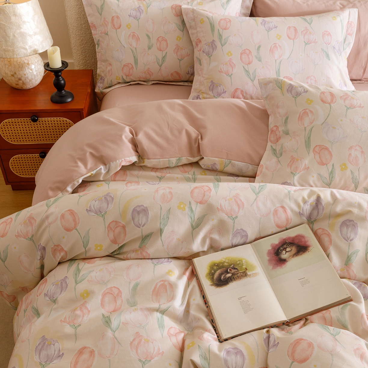 91家纺网 家纺一手货源 找家纺 爱思佳 2025新款加厚全棉纯棉磨毛数码印花四件套 春光郁金