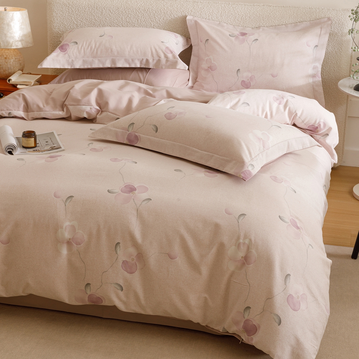 91家纺网 家纺一手货源 找家纺 爱思佳 2025新款加厚全棉纯棉磨毛数码印花四件套 春暖花开-紫