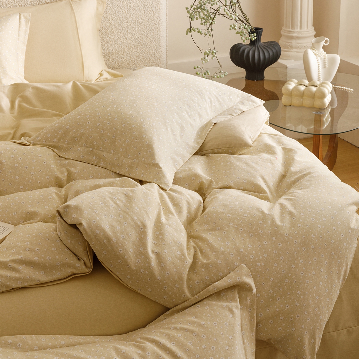 91家纺网 家纺一手货源 找家纺 爱思佳 2025新款加厚全棉纯棉磨毛数码印花四件套 花朵朵