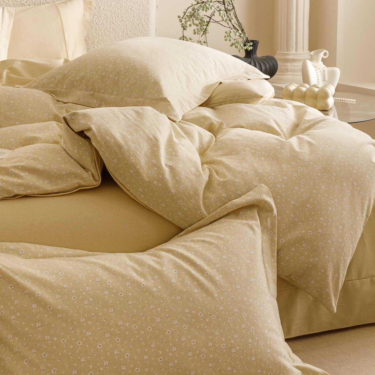 91家纺网 家纺一手货源 找家纺 爱思佳 2025新款加厚全棉纯棉磨毛数码印花四件套 花朵朵