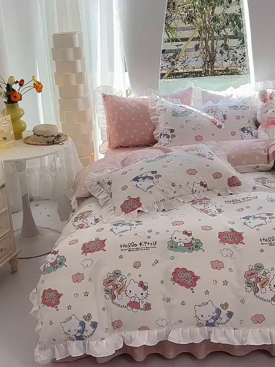 91家纺网 家纺一手货源 找家纺 玉元坊2025新款三丽鸥系列 全棉床单纯棉床裙三四件套  甜心kt 花边款