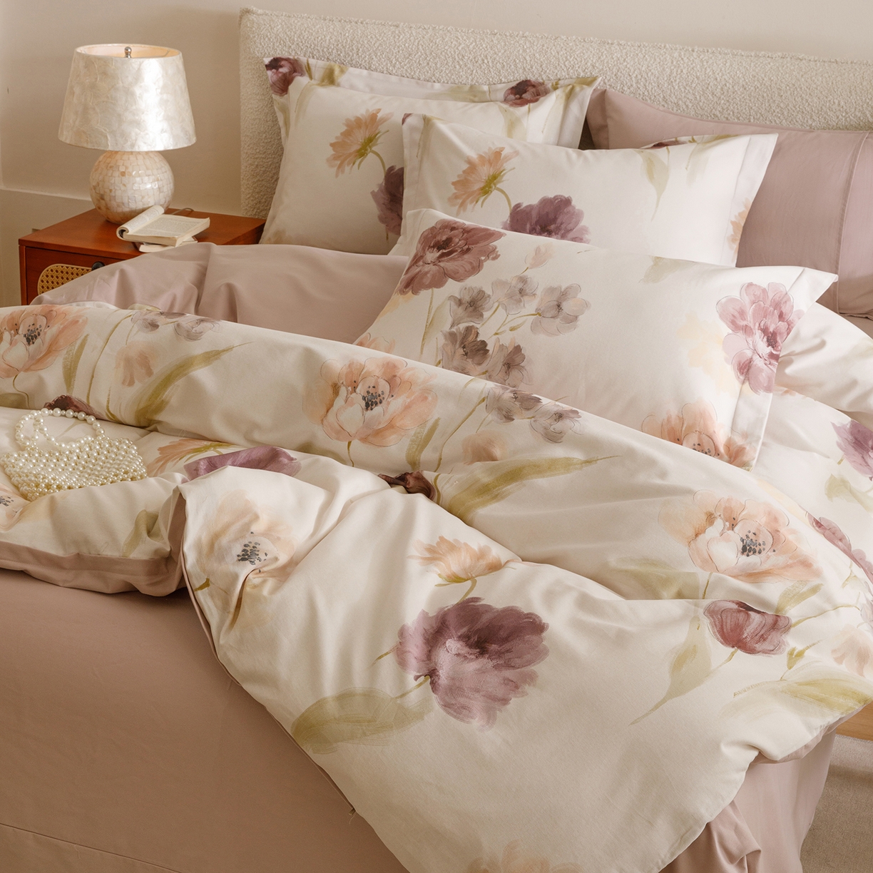 91家纺网 家纺一手货源 找家纺 爱思佳 2025新款加厚全棉纯棉磨毛数码印花四件套 惊鸿