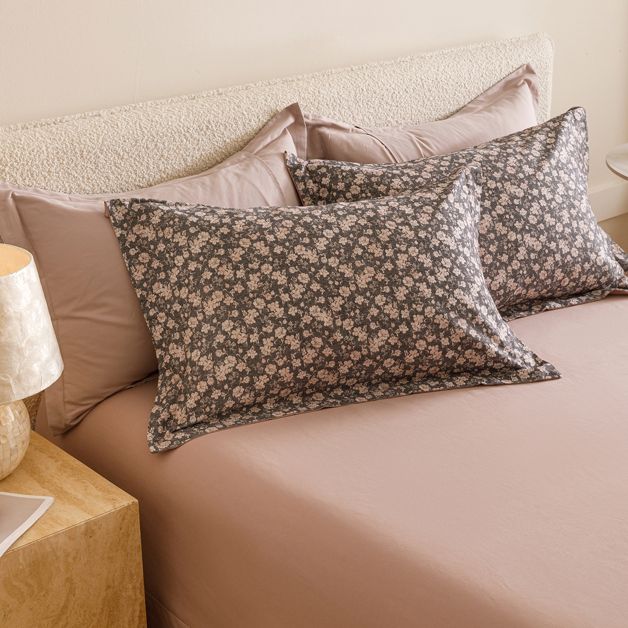 91家纺网 家纺一手货源 找家纺 爱思佳 2025新款加厚全棉纯棉磨毛数码印花四件套 香漫