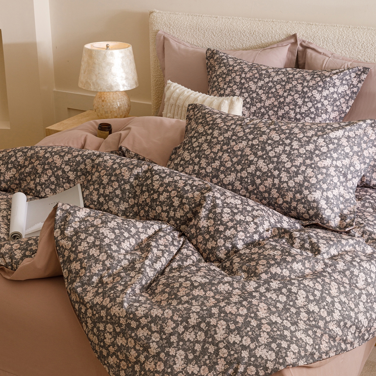 91家纺网 家纺一手货源 找家纺 爱思佳 2025新款加厚全棉纯棉磨毛数码印花四件套 香漫