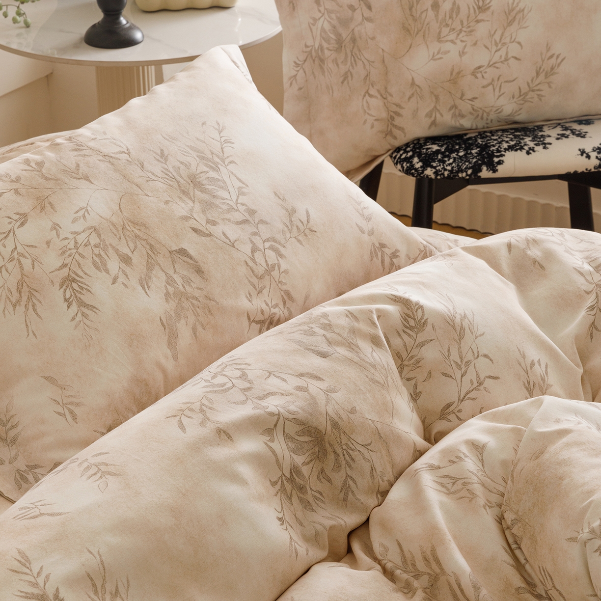 91家纺网 家纺一手货源 找家纺 爱思佳 2025新款加厚全棉纯棉磨毛数码印花四件套 杏花微雨