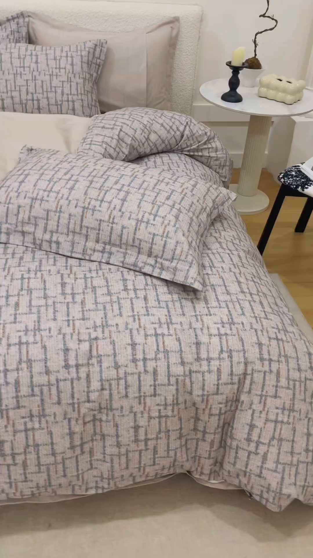 91家纺网 家纺一手货源 找家纺 爱思佳 2025新款加厚全棉纯棉磨毛数码印花四件套 追影-驼