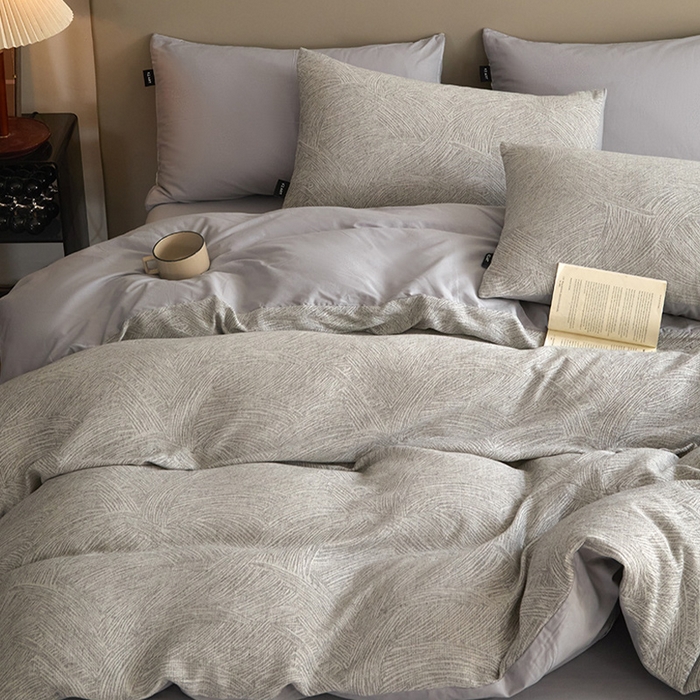 91家纺网 家纺一手货源 找家纺 佳汐蓝家纺2025秋冬新款三层纱色织水洗棉大提花系列四件套 伯尔纳-黑