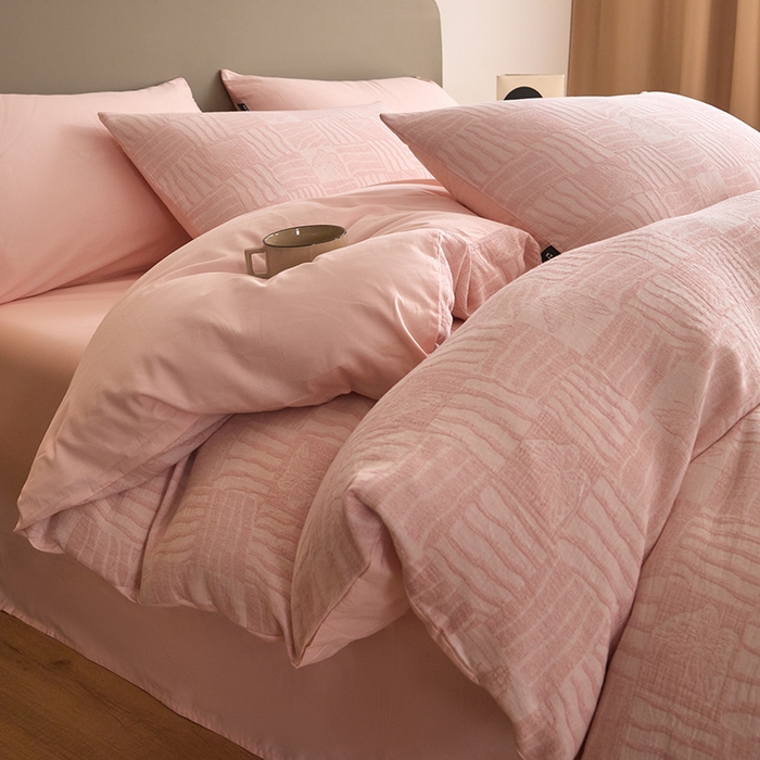 佳汐蓝家纺2025秋冬新款三层纱色织水洗棉大提花系列四件套 梦境之翼-粉