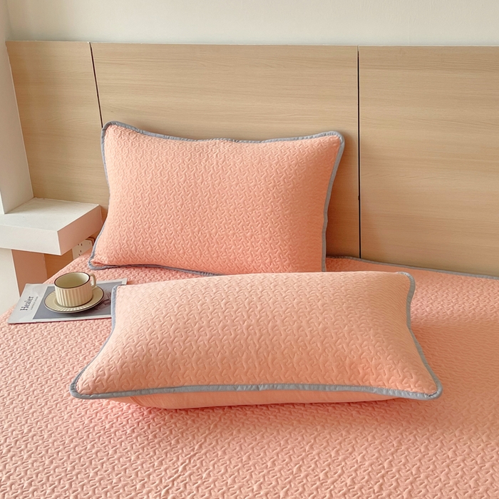 91家纺网 家纺一手货源 找家纺 春皖家纺 2025新款全棉多功能单床盖 床盖单件 洛格-玉色