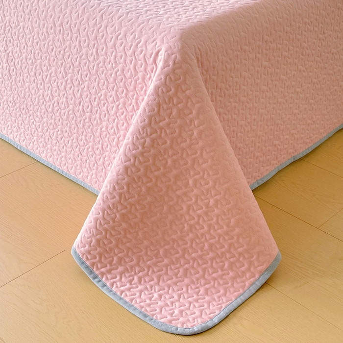 91家纺网 家纺一手货源 找家纺 春皖家纺 2025新款全棉多功能单床盖 床盖单件 艾迪-粉