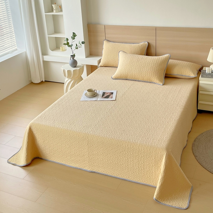 91家纺网 家纺一手货源 找家纺 春皖家纺 2025新款全棉多功能单床盖 床盖单件 洛格-黄