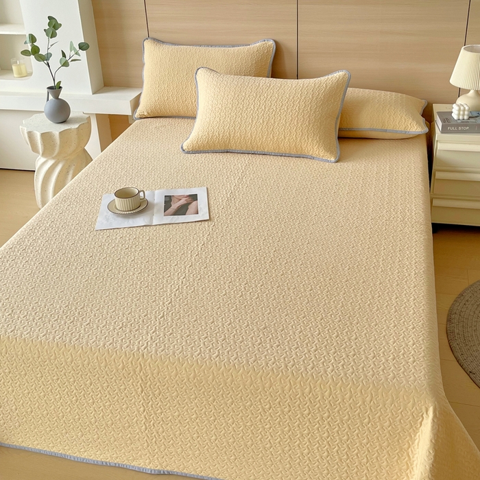 91家纺网 家纺一手货源 找家纺 春皖家纺 2025新款全棉多功能单床盖 床盖单件 洛格-黄