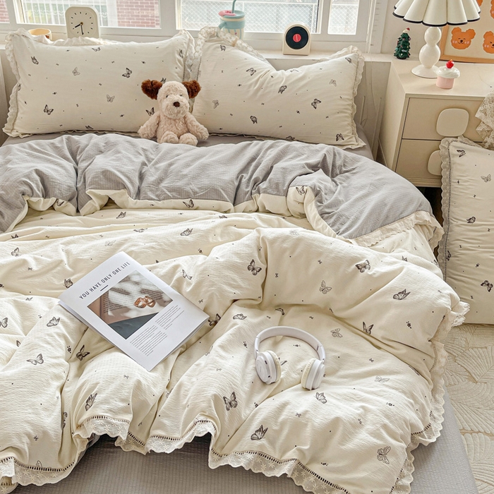 91家纺网 家纺一手货源 找家纺 梦莱斯 2025新款云感木棉皱皱双层纱全棉花边四件套 蝴蝶梦