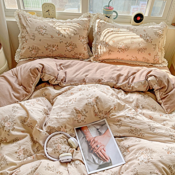 91家纺网 家纺一手货源 找家纺 梦莱斯 2025新款云感木棉皱皱双层纱全棉花边四件套 可颂