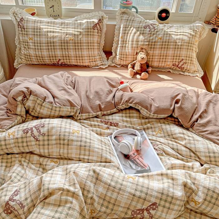 91家纺网 家纺一手货源 找家纺 梦莱斯 2025新款云感木棉皱皱双层纱全棉花边四件套 太妃糖