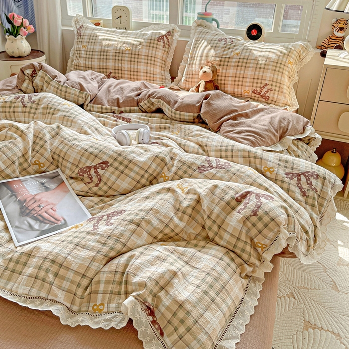 91家纺网 家纺一手货源 找家纺 梦莱斯 2025新款云感木棉皱皱双层纱全棉花边四件套 太妃糖