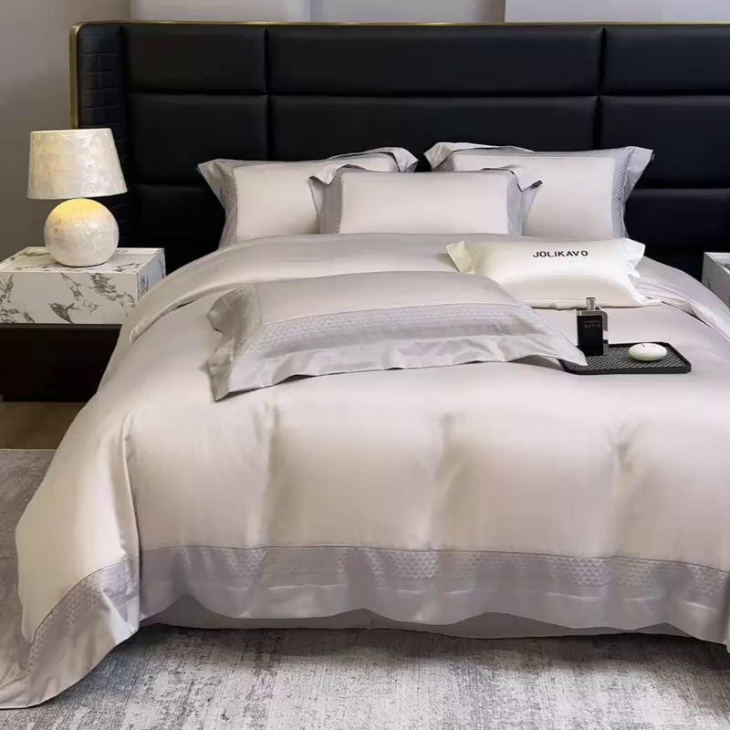 91家纺网 家纺一手货源 找家纺 （总）2025新款轻奢风A类贡缎长绒棉四件套全棉纯棉重工刺绣拼接被套纯色床单床笠高端床上用品