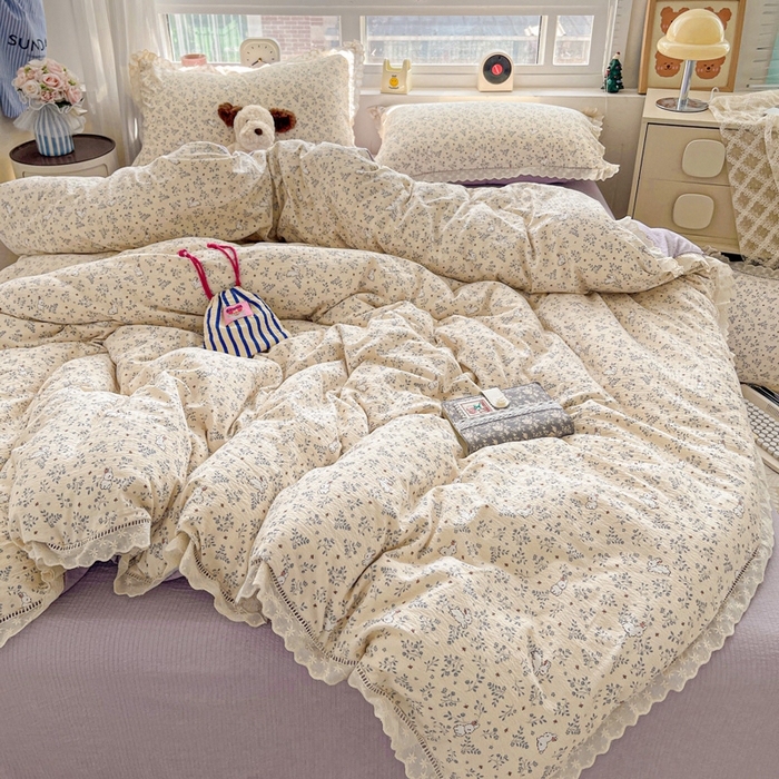 91家纺网 家纺一手货源 找家纺 梦莱斯 2025新款云感木棉皱皱双层纱全棉花边四件套 花园兔