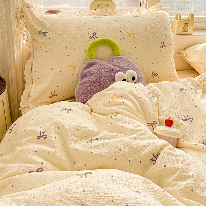 91家纺网 家纺一手货源 找家纺 梦莱斯 2025新款云感木棉皱皱双层纱全棉花边四件套 蜡笔画