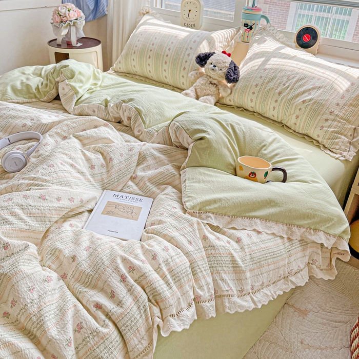 91家纺网 家纺一手货源 找家纺 梦莱斯 2025新款云感木棉皱皱双层纱全棉花边四件套 白茶-绿