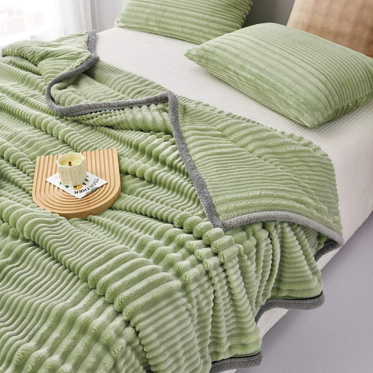 91家纺网 家纺一手货源 找家纺 肖恩毯业2025新款子母条兔毛绒毛毯盖毯休闲毯绒毯毯子跨境专供可打卷外贸出口可定制尺寸 子母-果绿