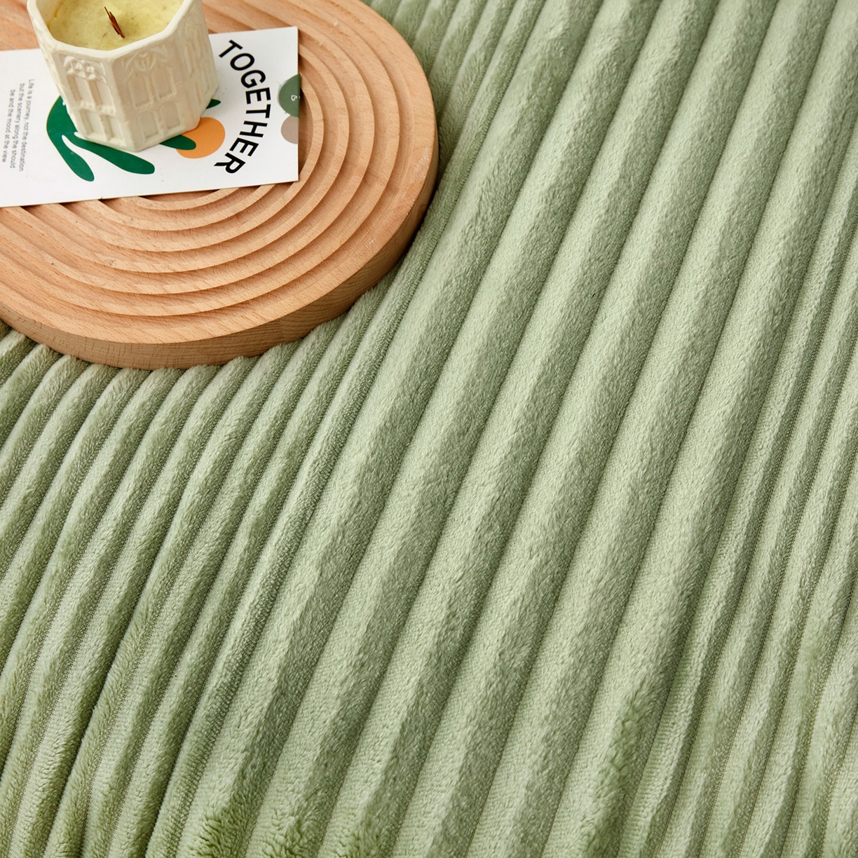 91家纺网 家纺一手货源 找家纺 肖恩毯业2025新款子母条兔毛绒毛毯盖毯休闲毯绒毯毯子跨境专供可打卷外贸出口可定制尺寸 子母-果绿