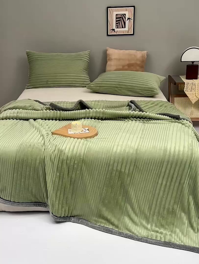 91家纺网 家纺一手货源 找家纺 肖恩毯业2025新款子母条兔毛绒毛毯盖毯休闲毯绒毯毯子跨境专供可打卷外贸出口可定制尺寸 子母-果绿