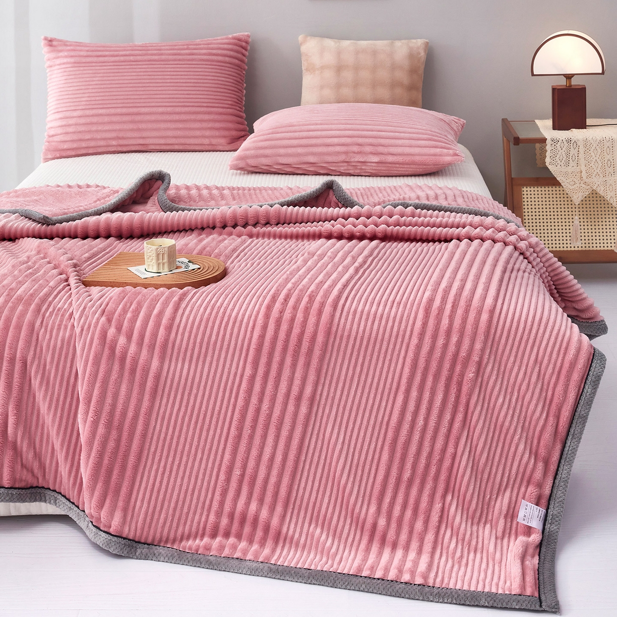 91家纺网 家纺一手货源 找家纺 肖恩毯业2025新款子母条兔毛绒毛毯盖毯休闲毯绒毯毯子跨境专供可打卷外贸出口可定制尺寸 子母-豆沙