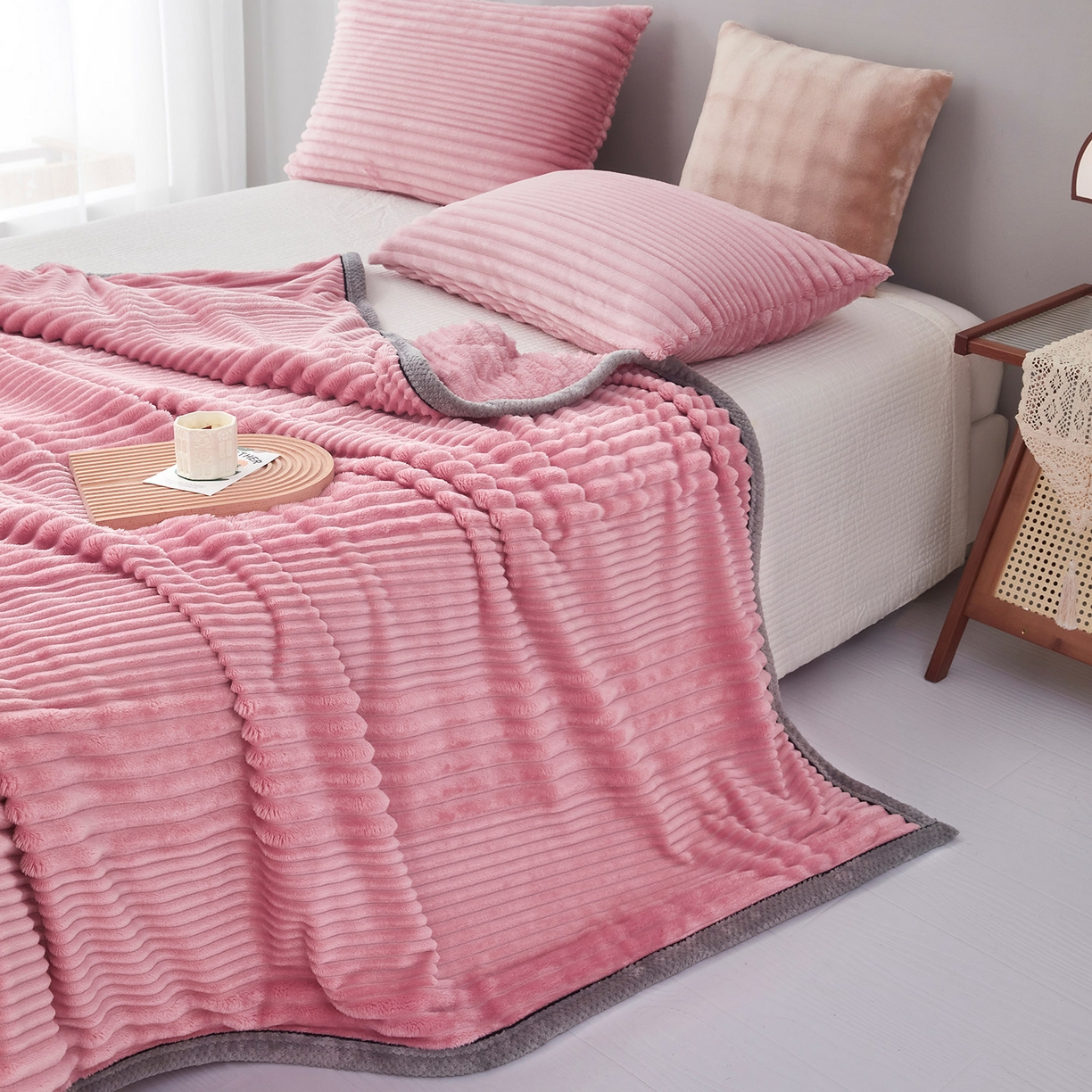 91家纺网 家纺一手货源 找家纺 肖恩毯业2025新款子母条兔毛绒毛毯盖毯休闲毯绒毯毯子跨境专供可打卷外贸出口可定制尺寸 子母-豆沙