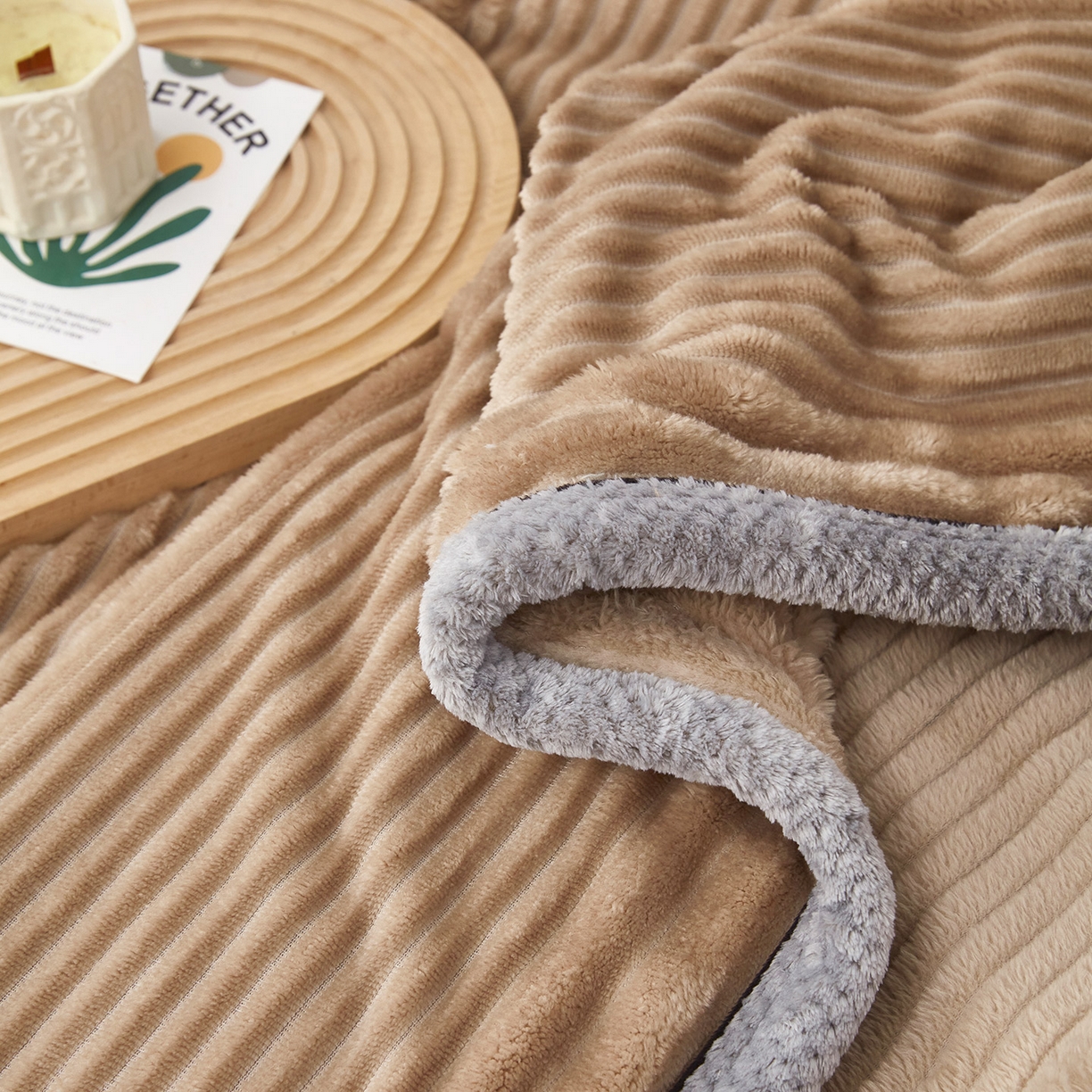 91家纺网 家纺一手货源 找家纺 肖恩毯业2025新款子母条兔毛绒毛毯盖毯休闲毯绒毯毯子跨境专供可打卷外贸出口可定制尺寸 子母-咖色