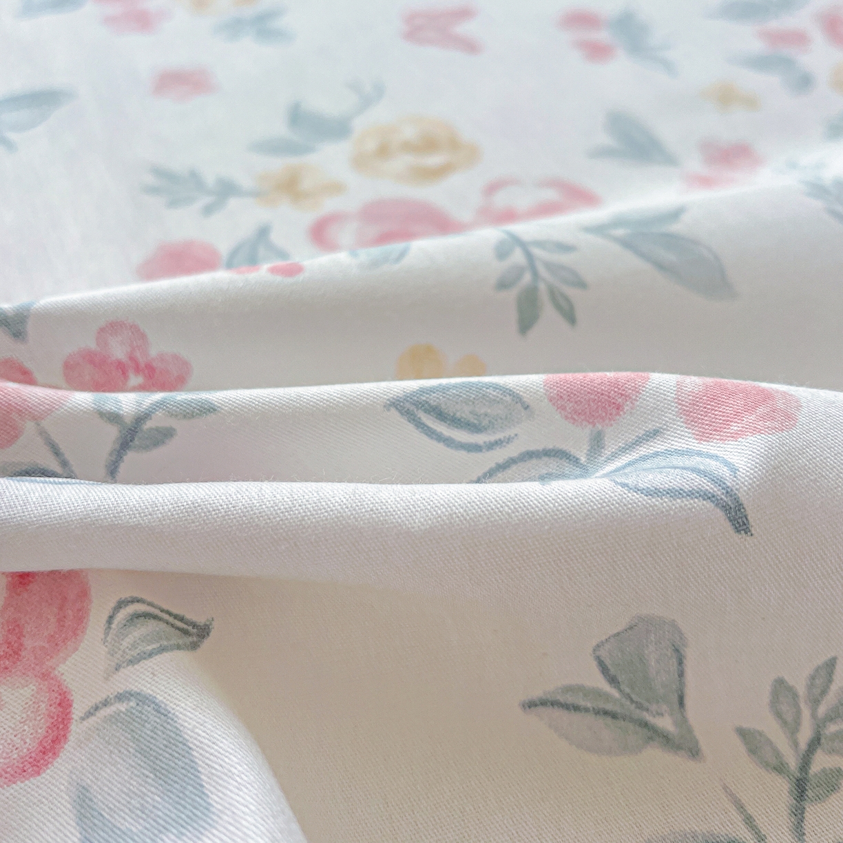 91家纺网 家纺一手货源 找家纺 恩泽家纺 2025新款加厚全棉纯棉印花系列床单单件-单床单 遇见浪漫