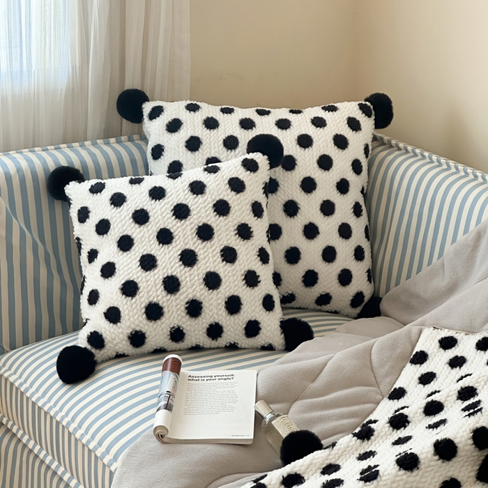 91家纺网 家纺一手货源 找家纺 （总）多米家居 2025新款毛球波波抱枕被