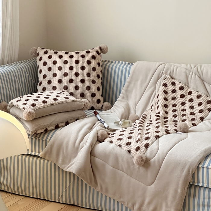 多米家居 2025新款毛球波波抱枕被 波波-咖