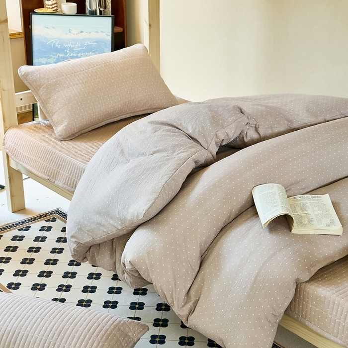 梦莱斯2025新款皱皱棉学生款床盖三件套 波点咖